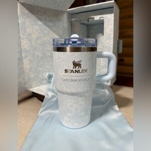 STANLEY + LoveShackFancy 20oz ProTour Tumbler * TOSCANO TOILE ALPINE BLUE